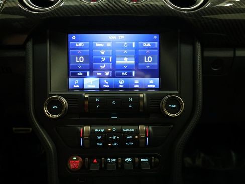 Used 2022 Ford Mustang Shelby GT500 w/ Carbon Fiber Track Pack RWD image 99