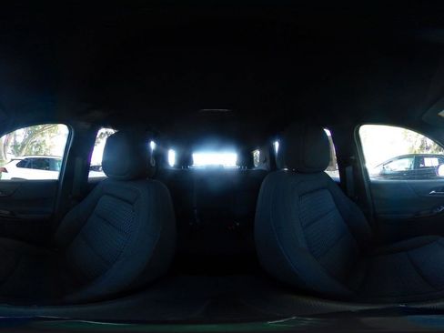 Used 2025 Chevrolet Equinox LT image 42