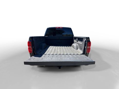 Used 2015 Chevrolet Silverado 1500 High Country image 17