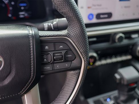 Used 2024 Toyota Tacoma 4x4 Double Cab Hybrid image 16