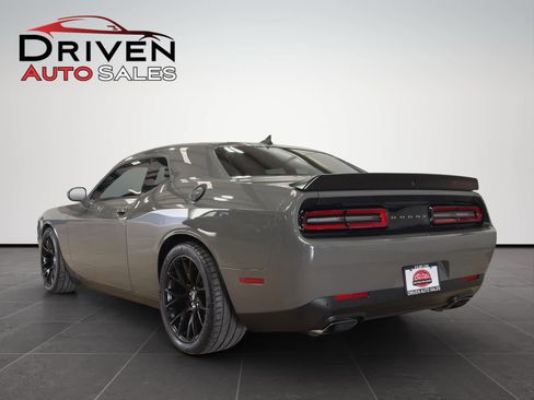 Used 2023 Dodge Challenger R/T Scat Pack w/ Plus Package image 4