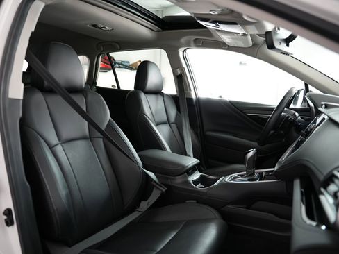 Used 2020 Subaru Outback Limited image 59