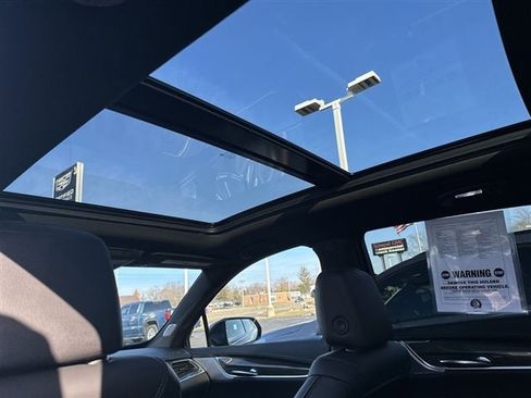 Certified 2022 Cadillac XT5 Sportv w/ Technology Package image 21