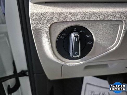 Used 2022 Volkswagen Atlas SE image 22