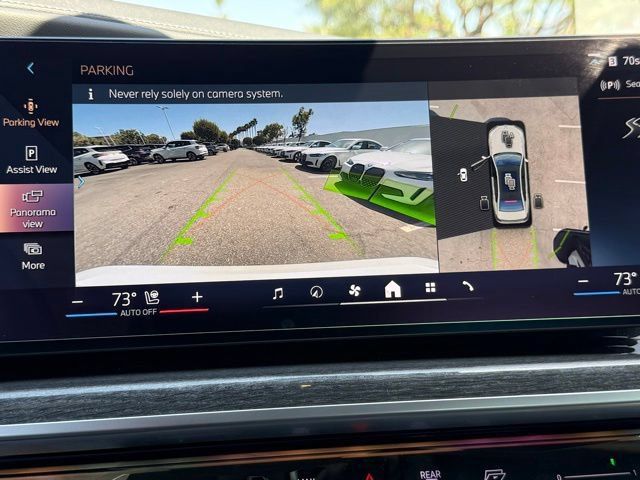 Used 2026 BMW 750e xDrive AWD/4WD image 30