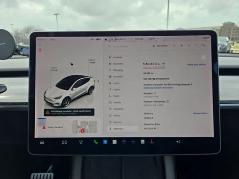 Used 2022 Tesla Model Y Performance image 29
