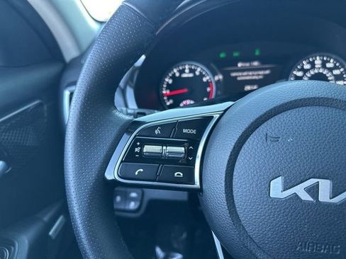 Used 2023 Kia Seltos SX image 23