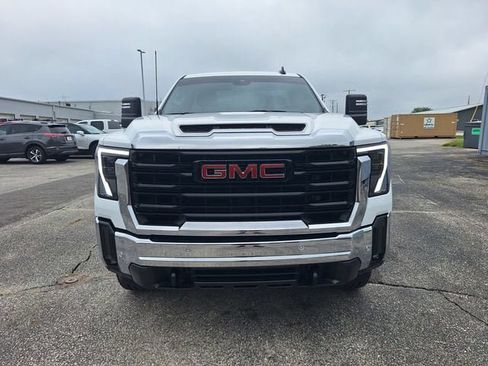 Used 2025 GMC Sierra 2500 Pro w/ 1SA Pro Safety Plus Package AWD/4WD image 9