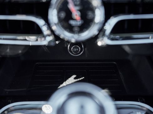 Used 2024 Bentley Flying Spur S V8 image 63