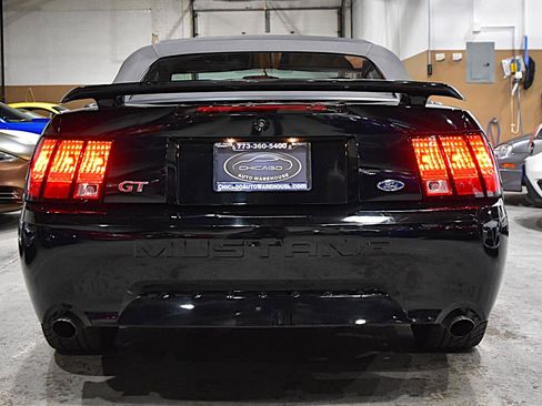 Used 2004 Ford Mustang GT RWD image 7