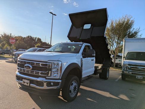 New 2026 Ford F450 XL w/ XL Chrome Package image 29