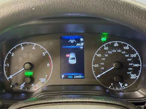 Used 2023 Toyota Corolla LE image 12