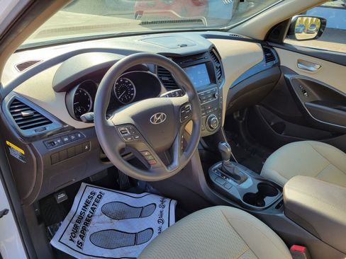 Used 2017 Hyundai Santa Fe Sport image 17