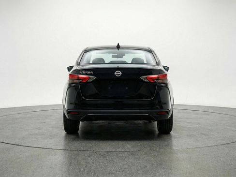 Used 2025 Nissan Versa SV image 7