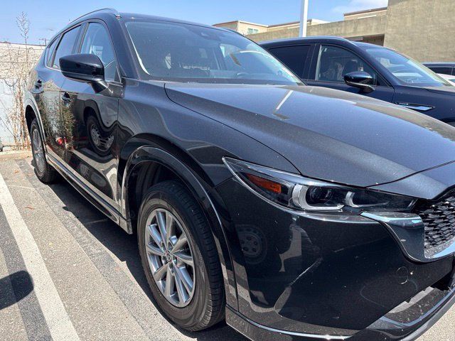 Used 2024 MAZDA CX-5 AWD 2.5 S w/ Preferred Package image 1