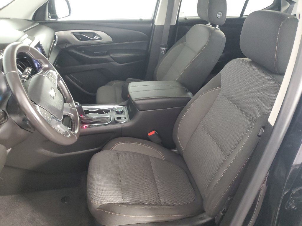 Used 2020 Chevrolet Traverse LT FWD image 12