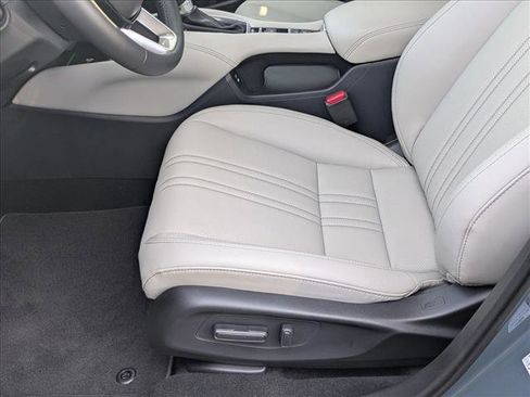 New 2026 Honda HR-V EX-L image 4