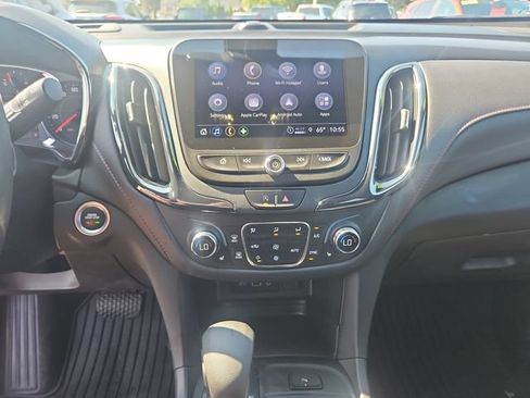 Used 2023 Chevrolet Equinox RS FWD image 19