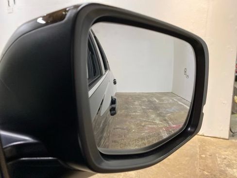 Used 2025 Honda Pilot EX-L image 93