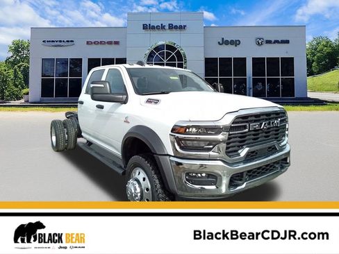 New 2026 RAM 5500 Tradesman AWD/4WD image 1