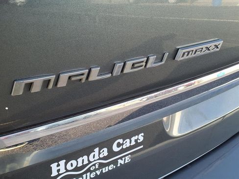 Used 2004 Chevrolet Malibu LT image 5