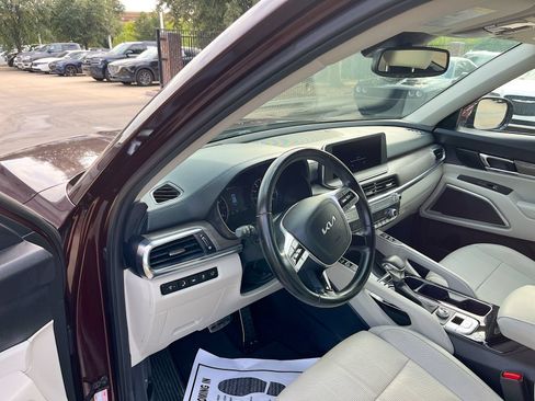 Used 2022 Kia Telluride SX FWD image 9