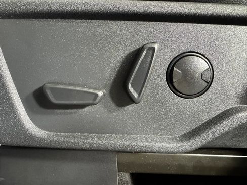Used 2024 Ford Bronco Wildtrak AWD/4WD image 34