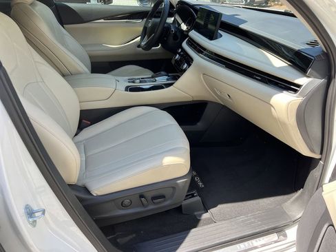 Used 2025 INFINITI QX60 Pure AWD/4WD image 11