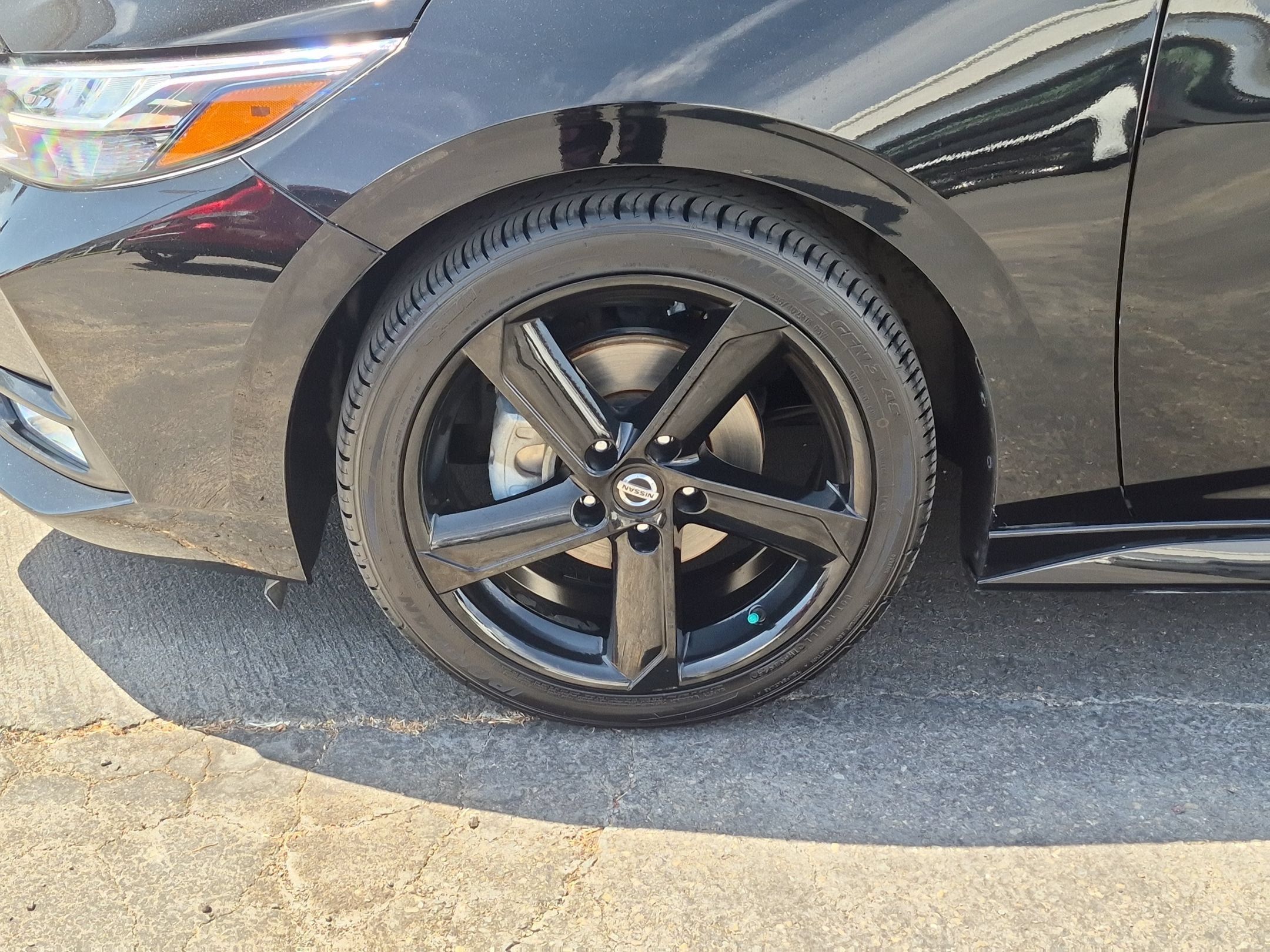 Used 2022 Nissan Sentra SR w/ Midnight Edition FWD image 10