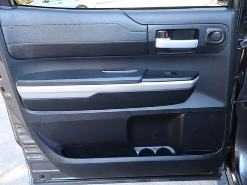 Used 2016 Toyota Tundra Limited w/ Limited Premium Package image 24