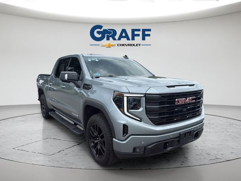 Used 2024 GMC Sierra 1500 Elevation w/ Elevation Premium Package AWD/4WD image 11