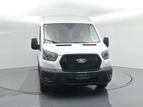 New 2026 Ford Transit 250 148 Medium Roof w/ Load Area Protection Package image 48