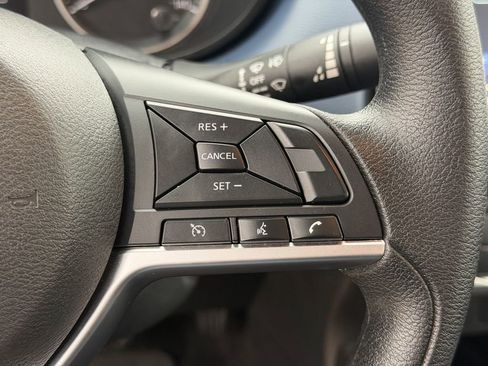 Used 2025 Nissan Versa SV FWD image 22