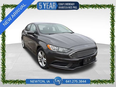 Used 2018 Ford Fusion SE w/ Fusion SE Technology Package image 1