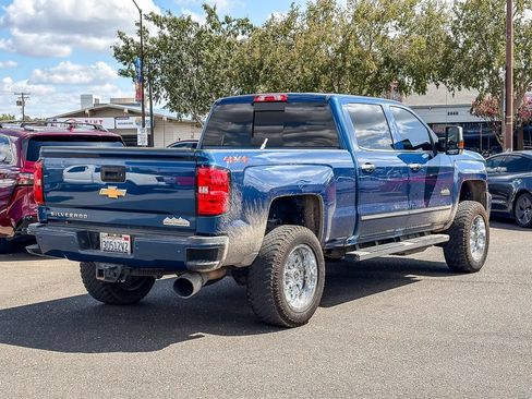 Used 2019 Chevrolet Silverado 2500 High Country w/ Duramax Plus Package AWD/4WD image 4