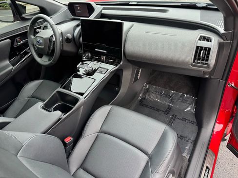 Used 2023 Subaru Solterra AWD image 26