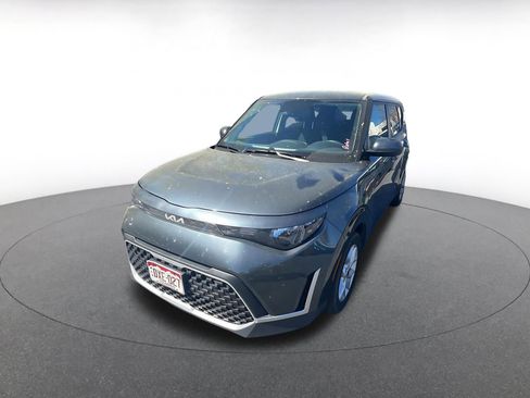 Used 2025 Kia Soul LX w/ LX Technology Package image 8