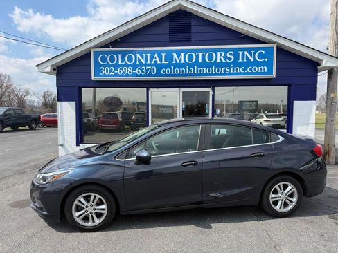Used 2016 Chevrolet Cruze LT w/ Convenience Package image 1