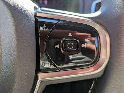 Certified 2024 Volvo XC90 B6 Ultimate w/ Lounge Package image 27