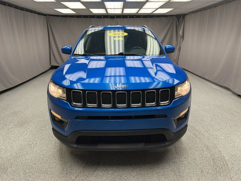 Used 2018 Jeep Compass Latitude w/ Popular Equipment Group AWD/4WD image 6