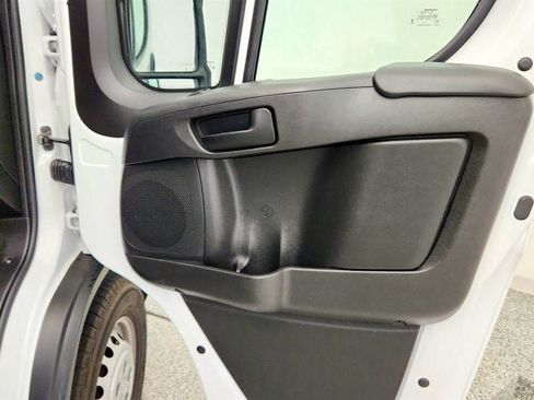 Used 2025 RAM ProMaster 2500 w/ Convenience Group FWD image 27