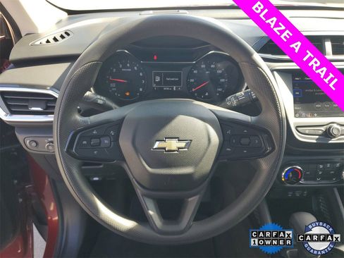 Used 2022 Chevrolet TrailBlazer LT image 18