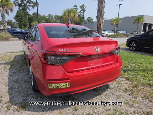 Used 2022 Honda Civic LX image 9