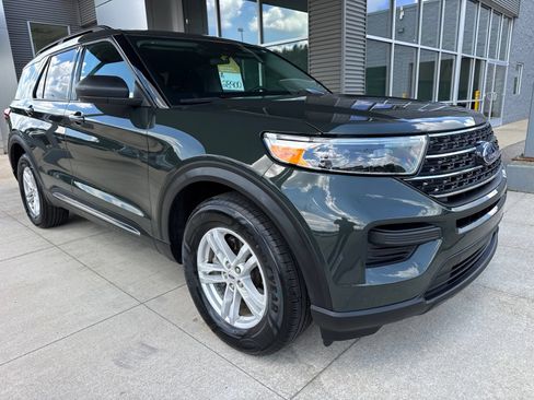 Certified 2023 Ford Explorer XLT AWD/4WD image 10