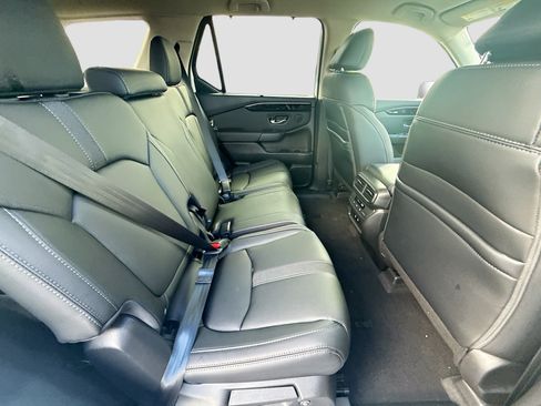 New 2026 Honda Pilot EX-L image 23