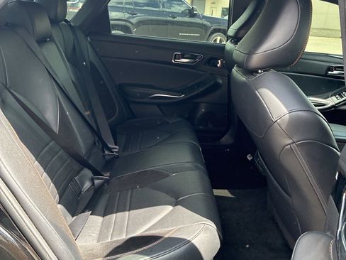 Used 2022 Toyota Avalon XSE FWD image 13