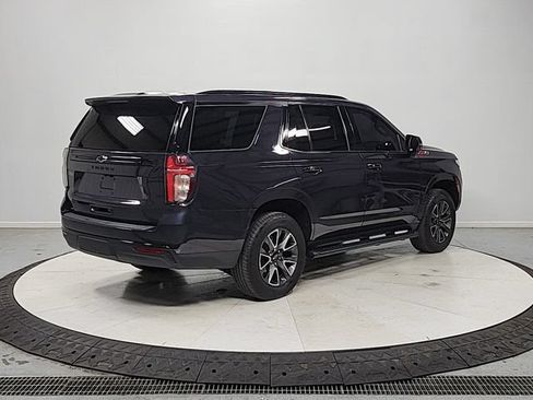 Used 2023 Chevrolet Tahoe Z71 w/ Luxury Package AWD/4WD image 8