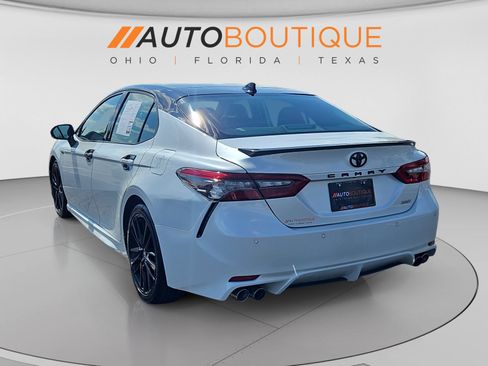 Used 2021 Toyota Camry XSE w/ Navigation Package FWD image 3