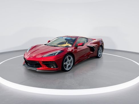 Used 2022 Chevrolet Corvette Stingray Premium Cpe w/ Z51 Performance Package RWD image 5