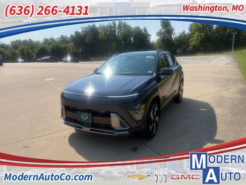 Used 2025 Hyundai Kona Limited AWD/4WD image 1